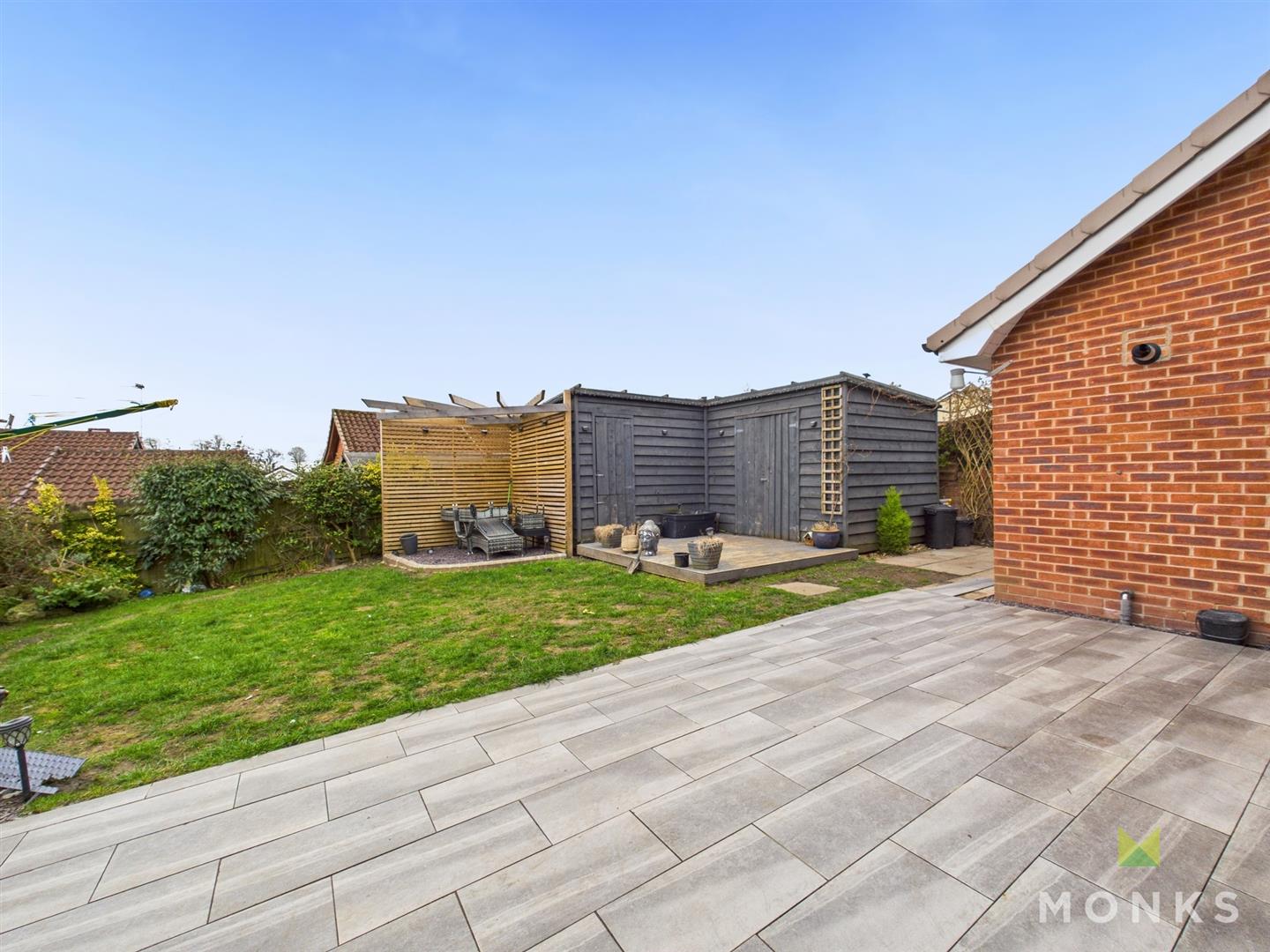 29 Hampton Fields, Oswestry, SY11 1TL For Sale